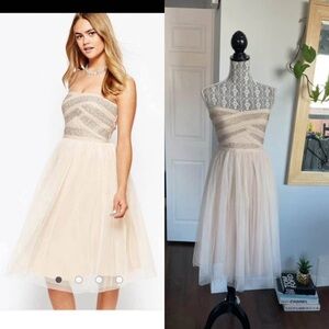 Stunning Strapless Beaded Dress With Tulle Skirt. Small.